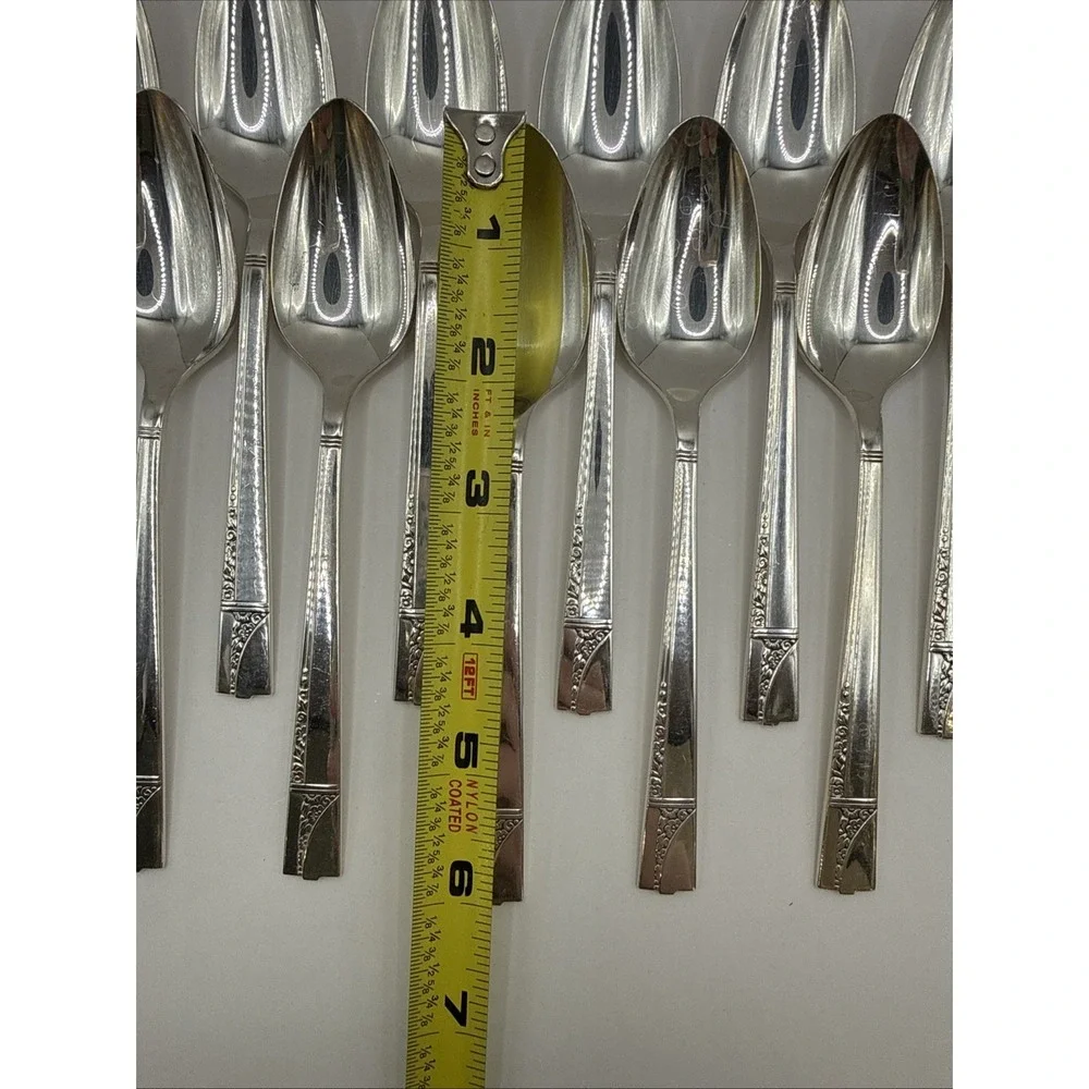 16 - Oneida Caprice Nobility Plate Silverplate Teaspoons 6